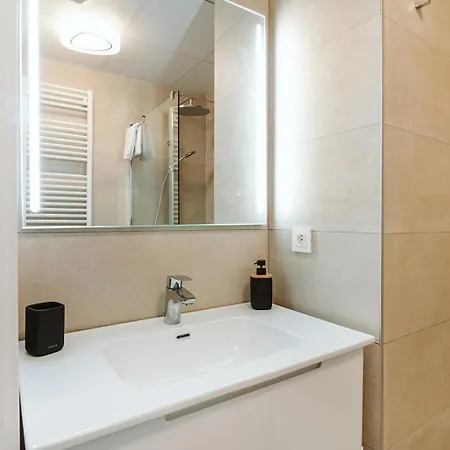 Casa Rosana Apartamento De Diseno Con Terraza Sallent de Gállego Exterior photo